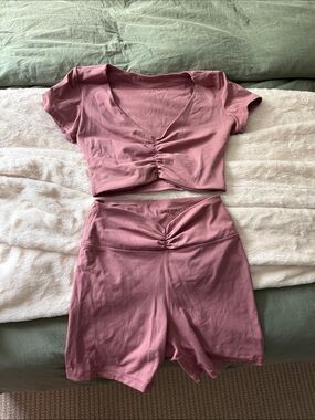 L Space matching Ruched Front Crop Top & High Waist bikerShorts Set - Dusty Rose